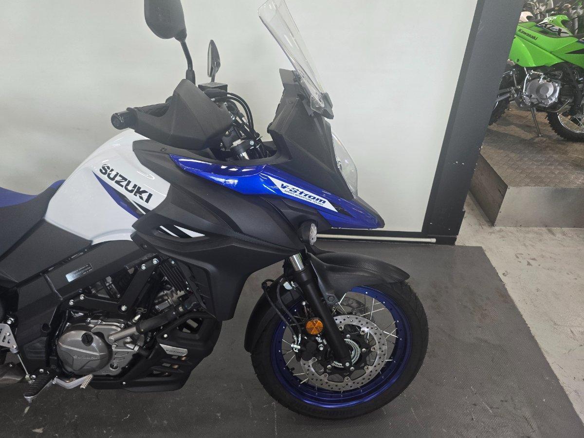 2024 SUZUKI V-STROM 650XT LAMS (DL650XAUE) DUAL SPORTS