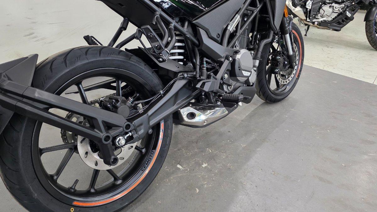 2025 CF MOTO 300 NK ABS ROAD