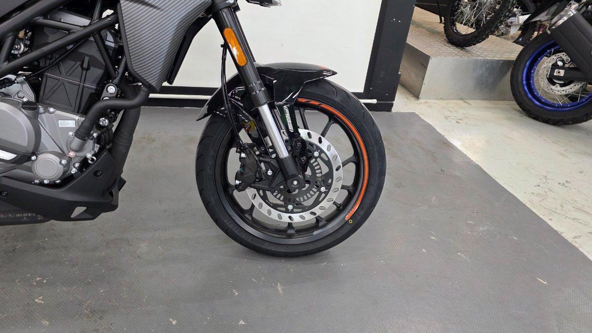2025 CF MOTO 300 NK ABS ROAD
