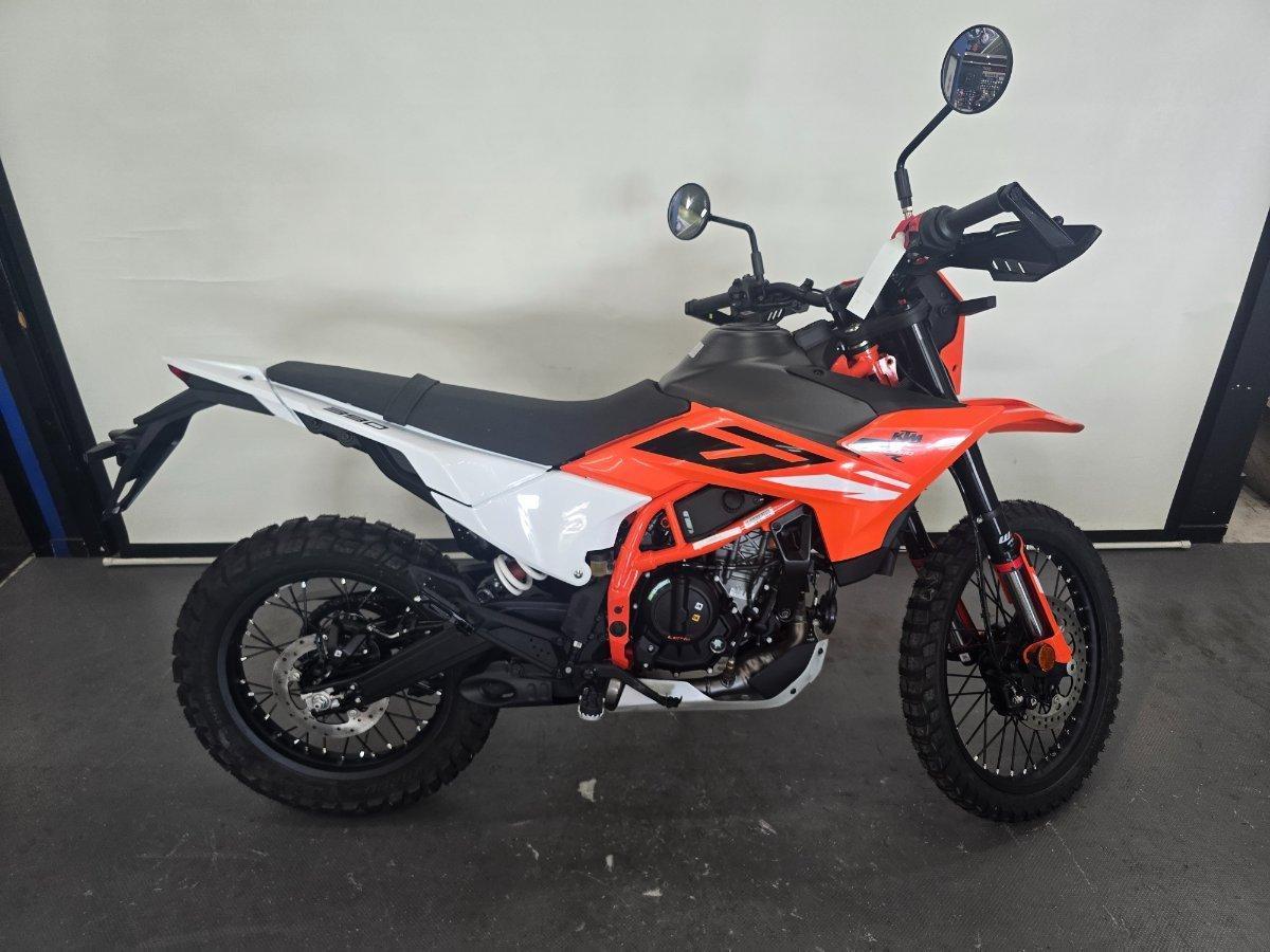 2025 KTM 390 ENDURO R DUAL SPORTS