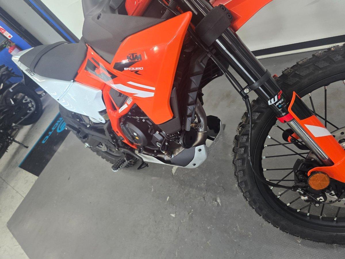 2025 KTM 390 ENDURO R DUAL SPORTS