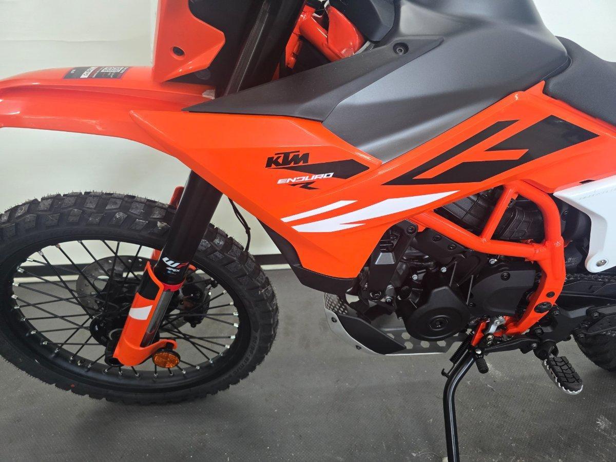 2025 KTM 390 ENDURO R DUAL SPORTS