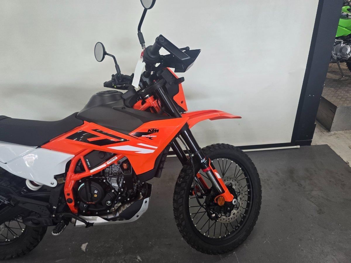2025 KTM 390 ENDURO R DUAL SPORTS