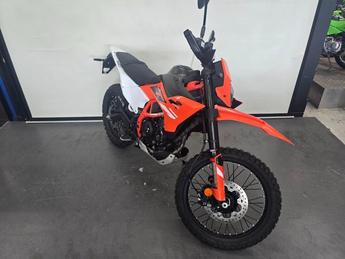 2025 KTM 390 ENDURO R DUAL SPORTS