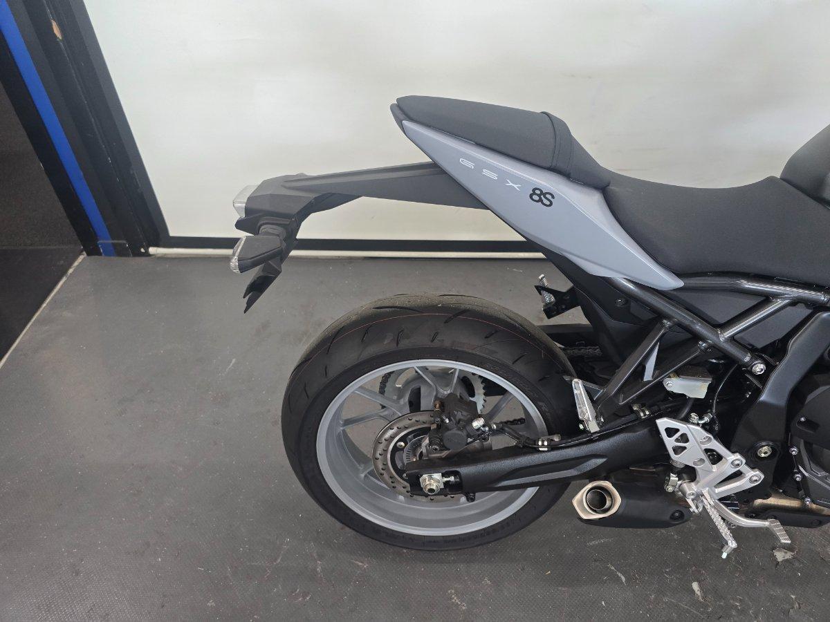 2024 SUZUKI GSX-8S ROAD