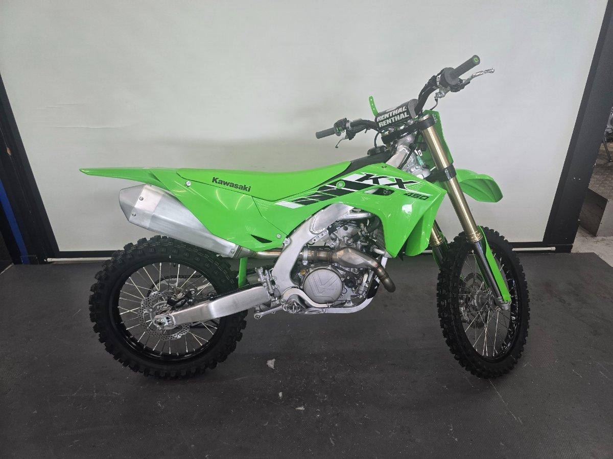 2025 KAWASAKI KX450 MOTOCROSS