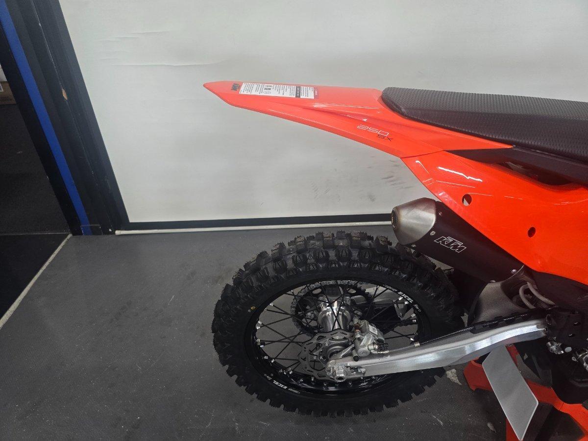 2026 KTM 250 SX MOTOCROSS