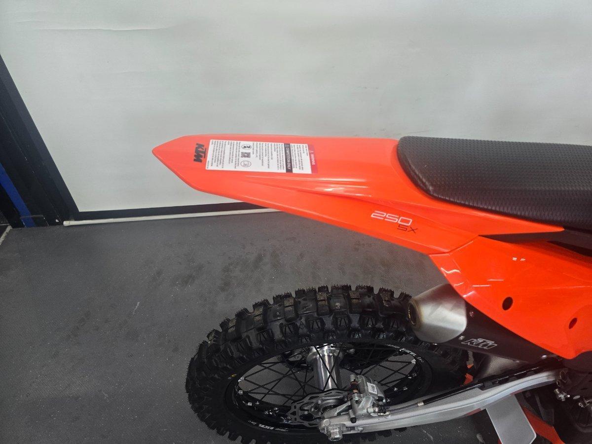 2026 KTM 250 SX MOTOCROSS