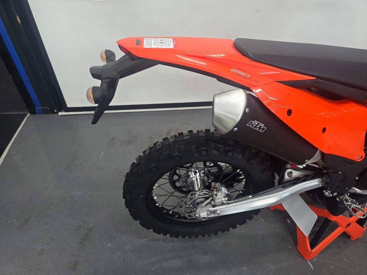 2026 KTM 250 EXC-F ENDURO