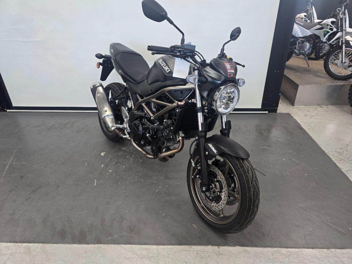 2026 SUZUKI SV650 LAMS ROAD
