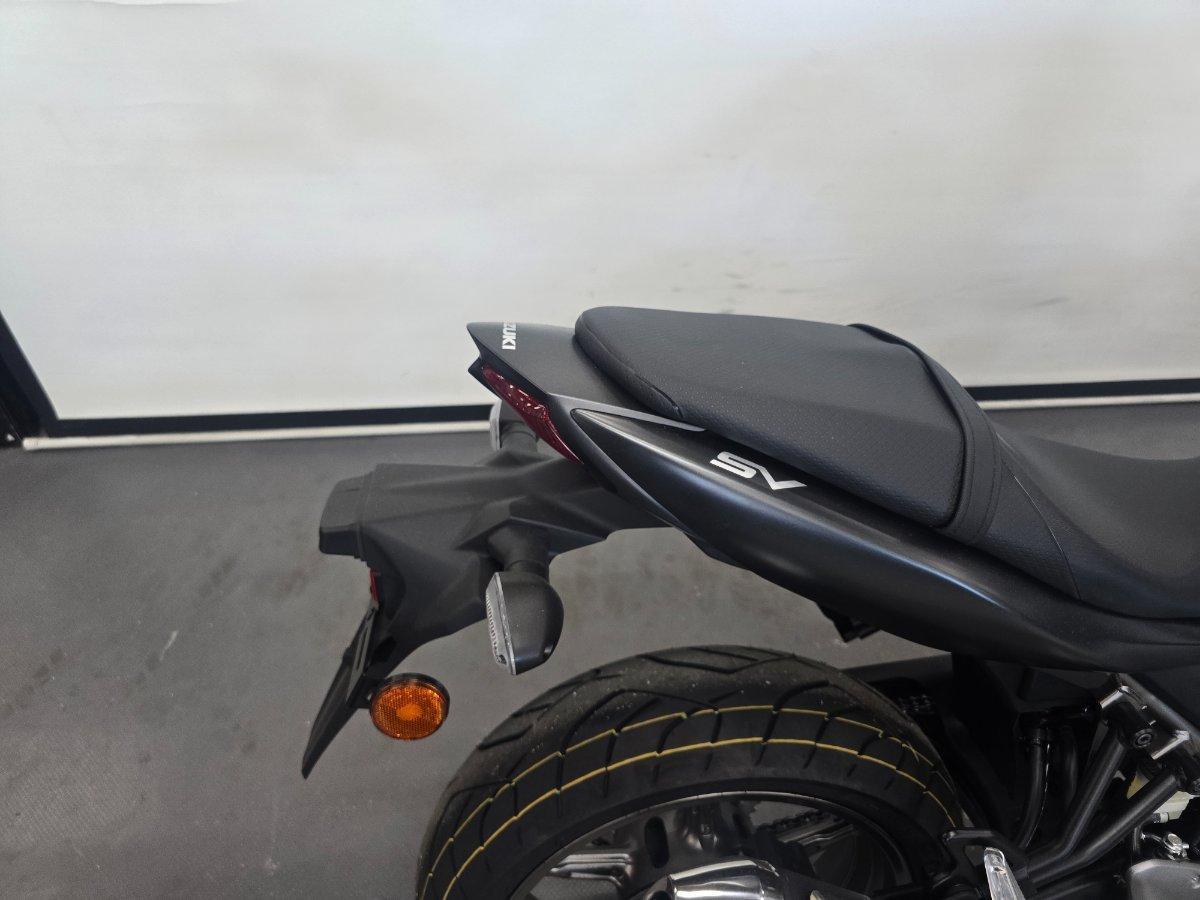 2026 SUZUKI SV650 LAMS ROAD