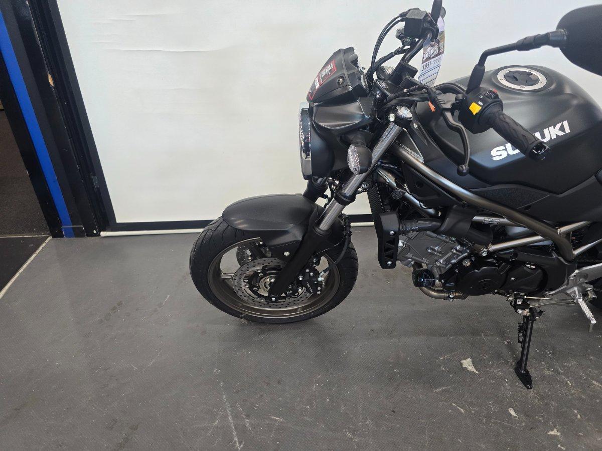 2026 SUZUKI SV650 LAMS ROAD