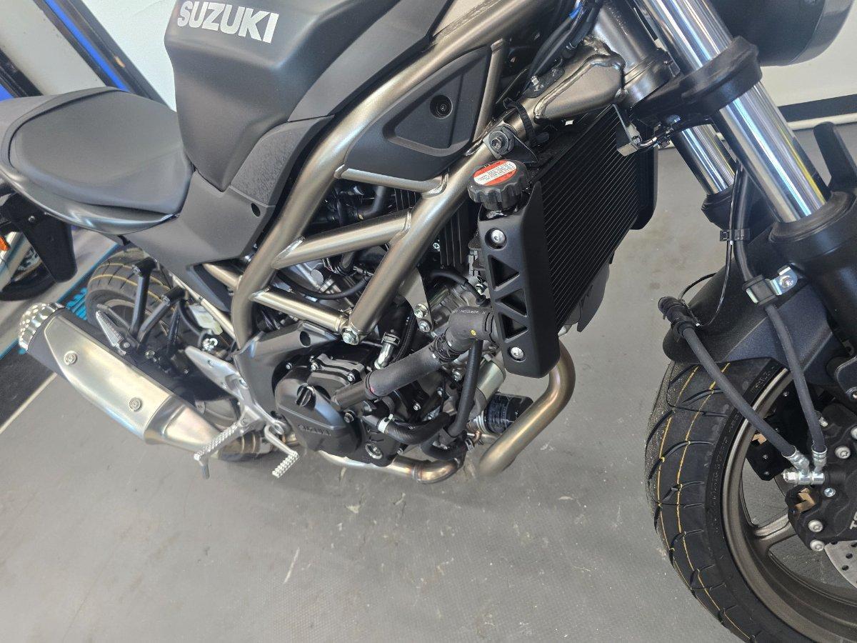 2026 SUZUKI SV650 LAMS ROAD