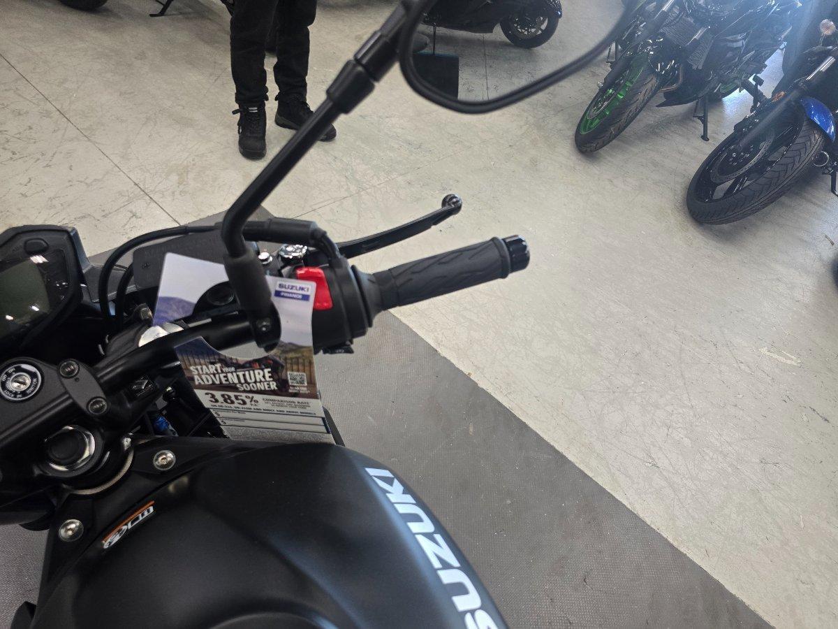 2026 SUZUKI SV650 LAMS ROAD