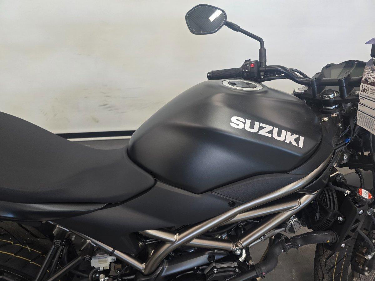 2026 SUZUKI SV650 LAMS ROAD