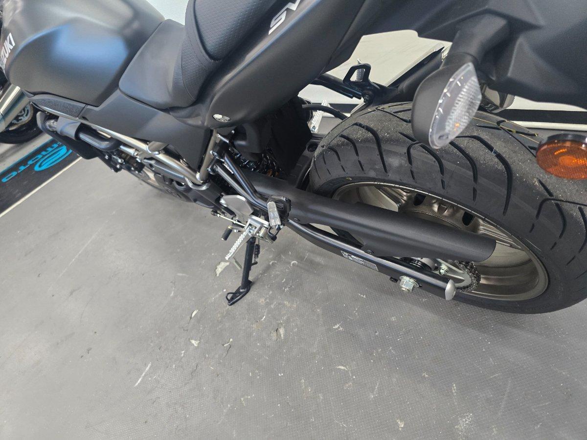 2026 SUZUKI SV650 LAMS ROAD