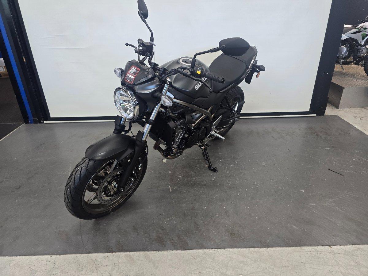 2026 SUZUKI SV650 LAMS ROAD