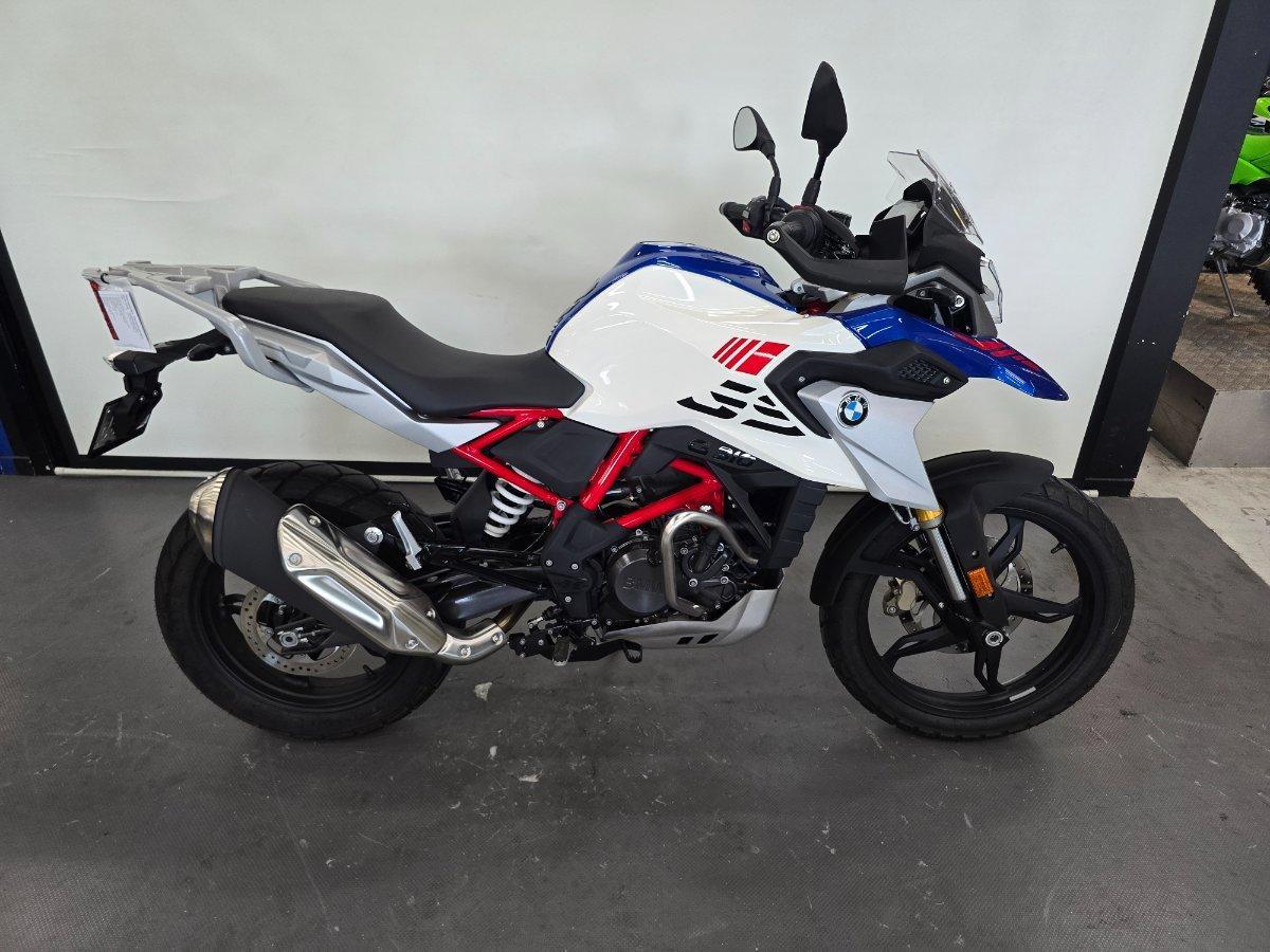 2025 BMW G 310 R SPORTS
