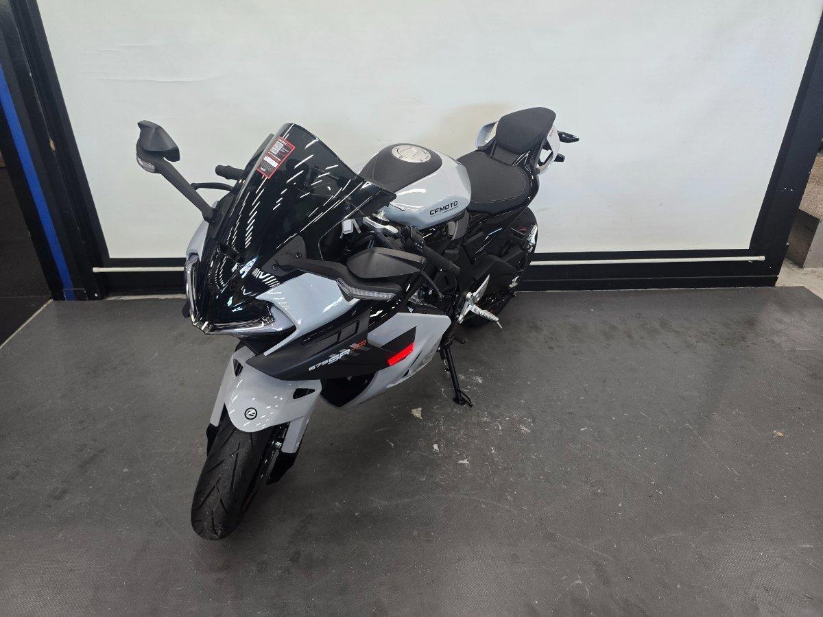 2025 CF MOTO 675 SR-R SPORTS