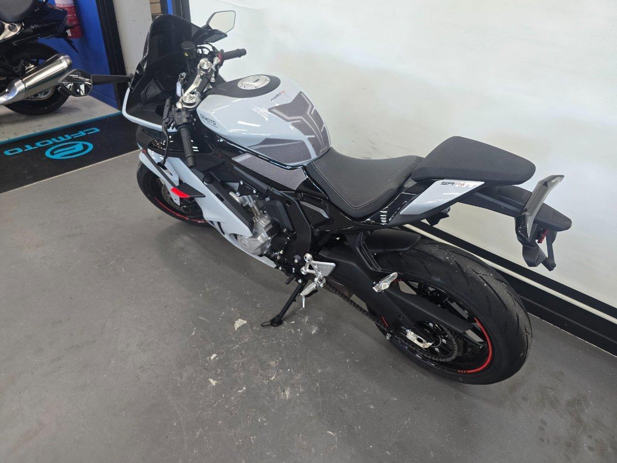 2025 CF MOTO 675 SR-R SPORTS