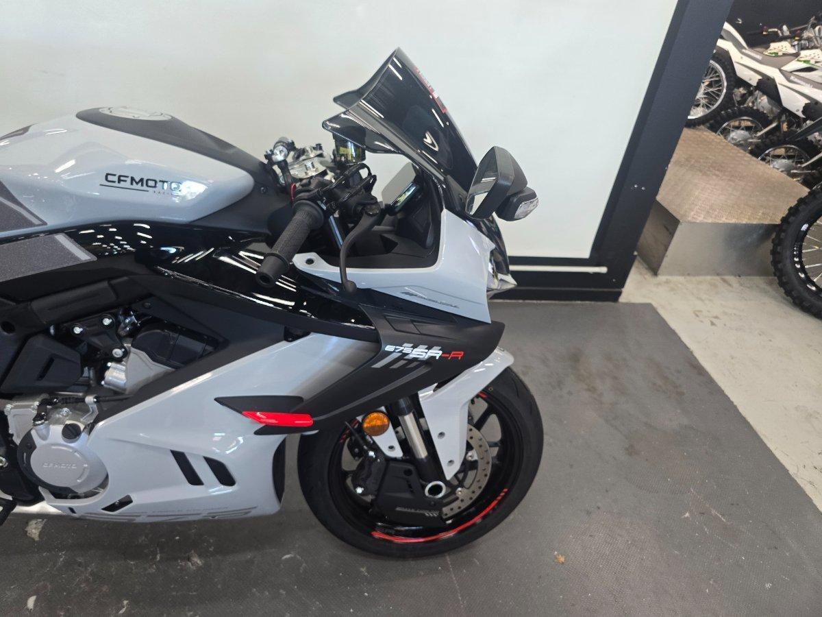 2025 CF MOTO 675 SR-R SPORTS
