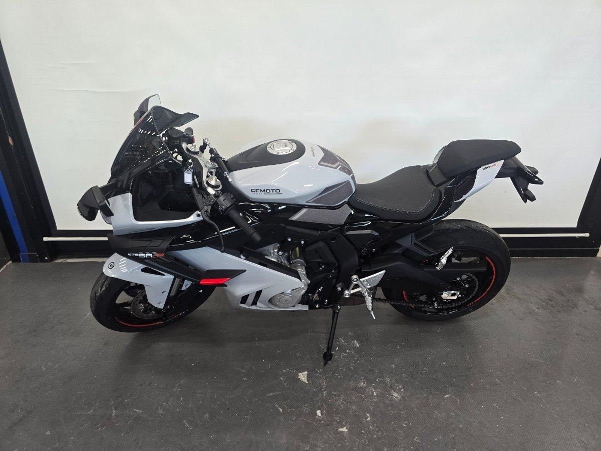 2025 CF MOTO 675 SR-R SPORTS
