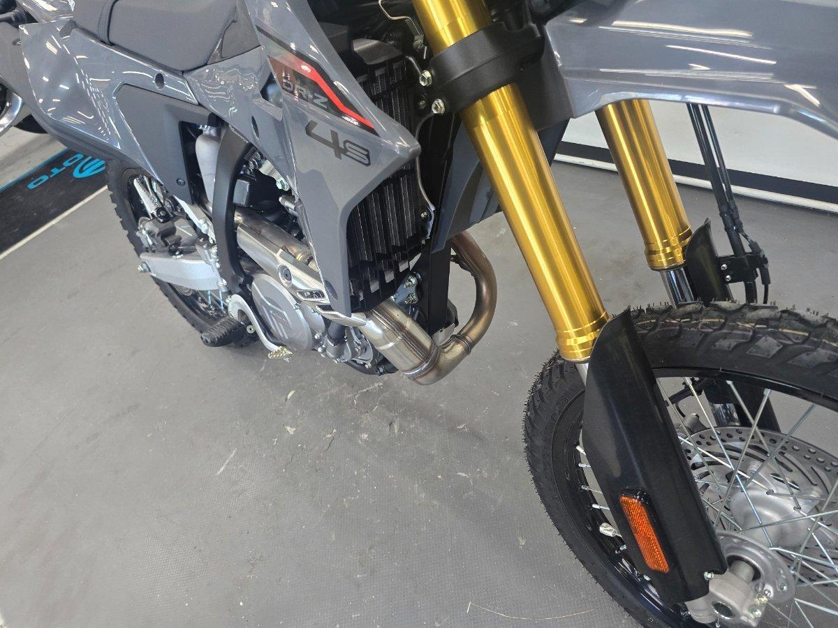 2026 SUZUKI DR-Z4S (DR-Z400SRJ) DUAL SPORTS