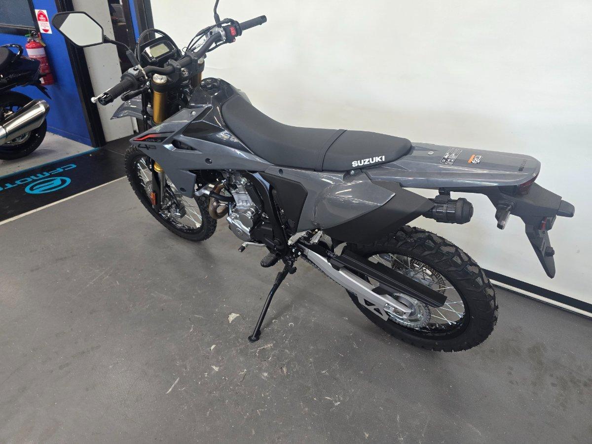 2026 SUZUKI DR-Z4S (DR-Z400SRJ) DUAL SPORTS