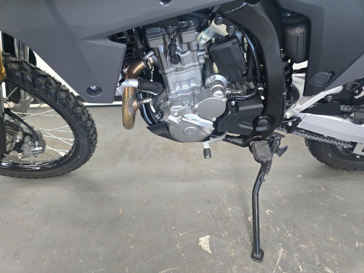 2026 SUZUKI DR-Z4S (DR-Z400SRJ) DUAL SPORTS