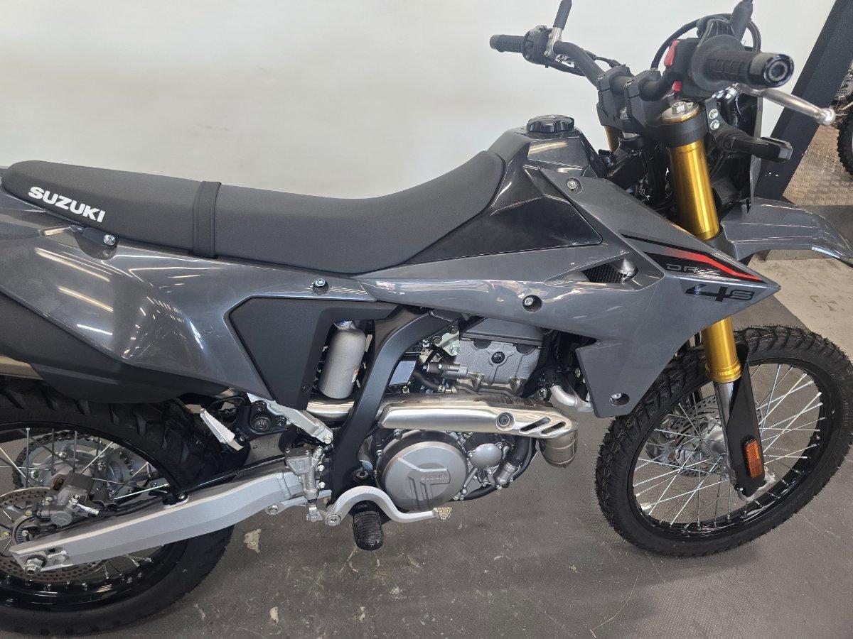 2026 SUZUKI DR-Z4S (DR-Z400SRJ) DUAL SPORTS