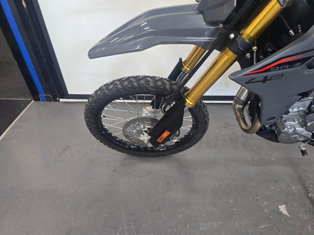 2026 SUZUKI DR-Z4S (DR-Z400SRJ) DUAL SPORTS