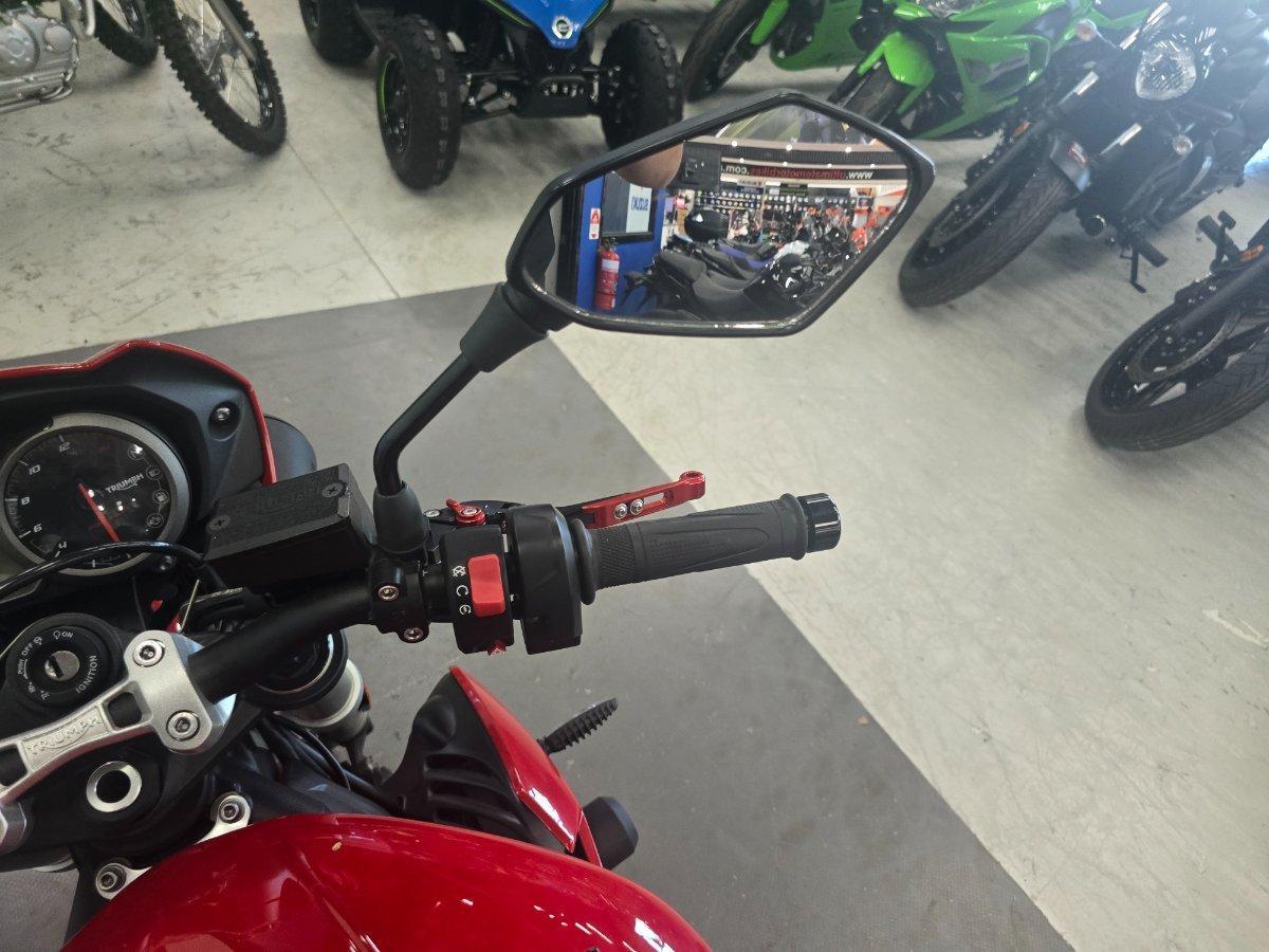 2018 TRIUMPH STREET TRIPLE S ROAD