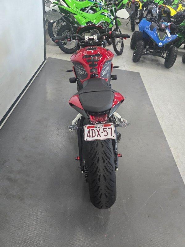 2018 TRIUMPH STREET TRIPLE S ROAD