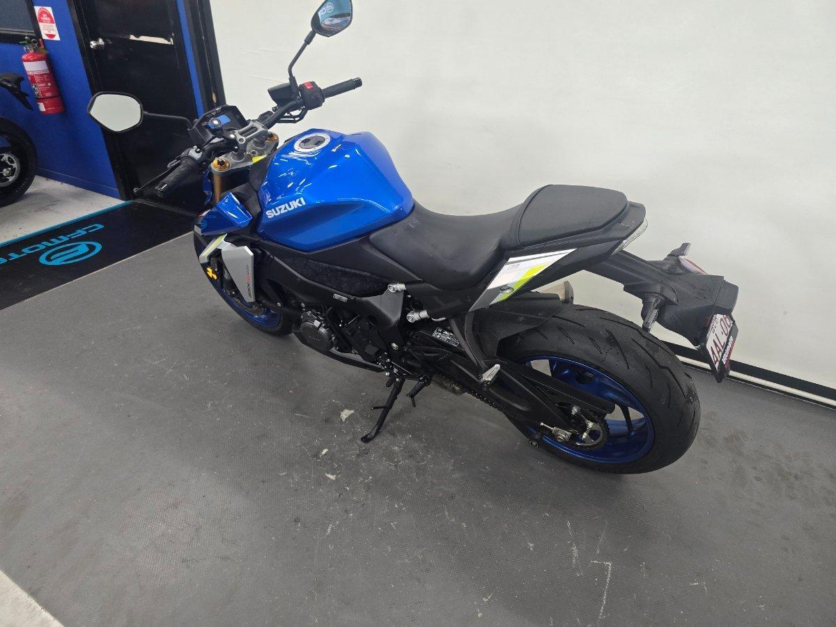 2023 SUZUKI GSX-S1000 ROAD