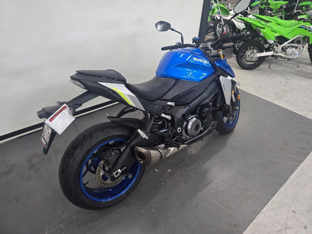 2023 SUZUKI GSX-S1000 ROAD
