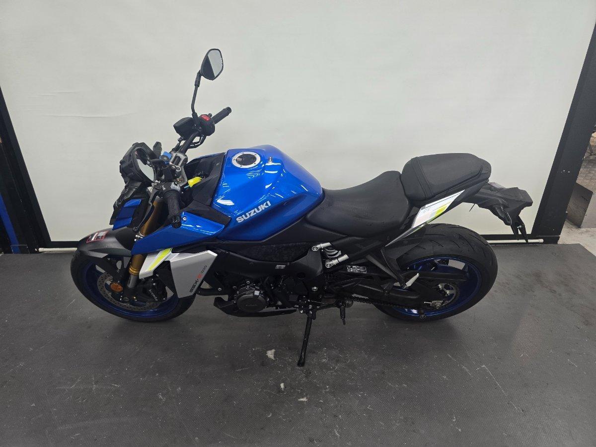 2023 SUZUKI GSX-S1000 ROAD