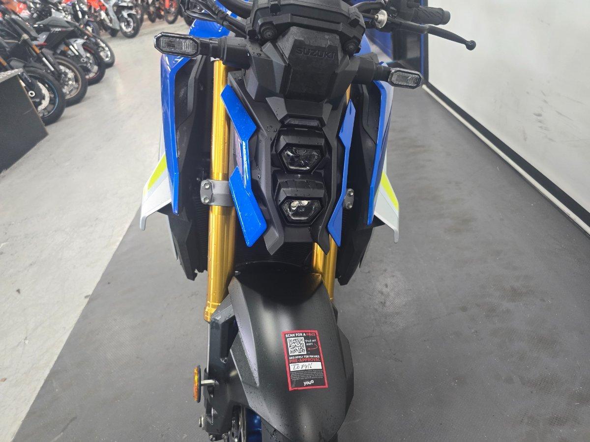 2023 SUZUKI GSX-S1000 ROAD