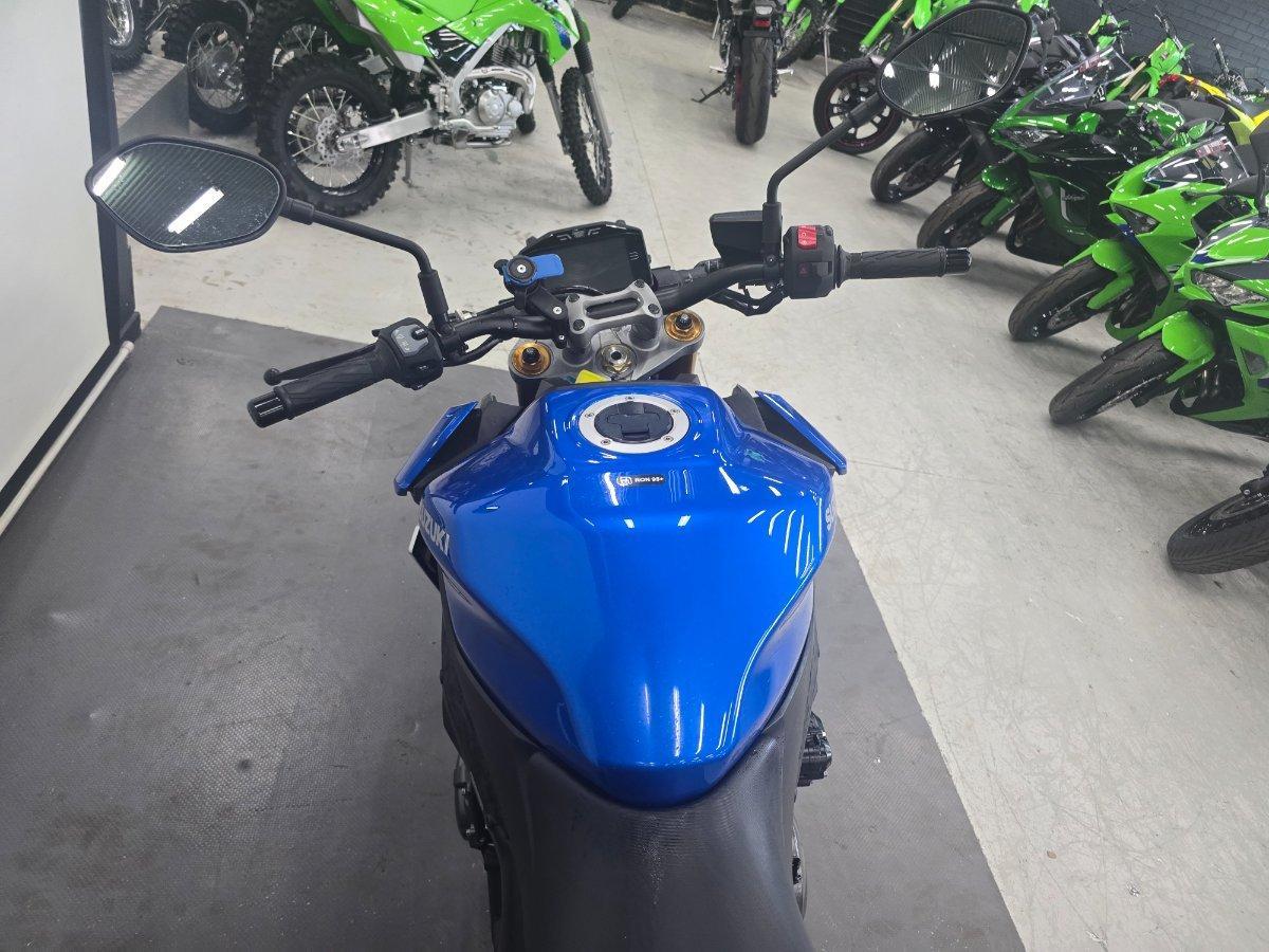 2023 SUZUKI GSX-S1000 ROAD