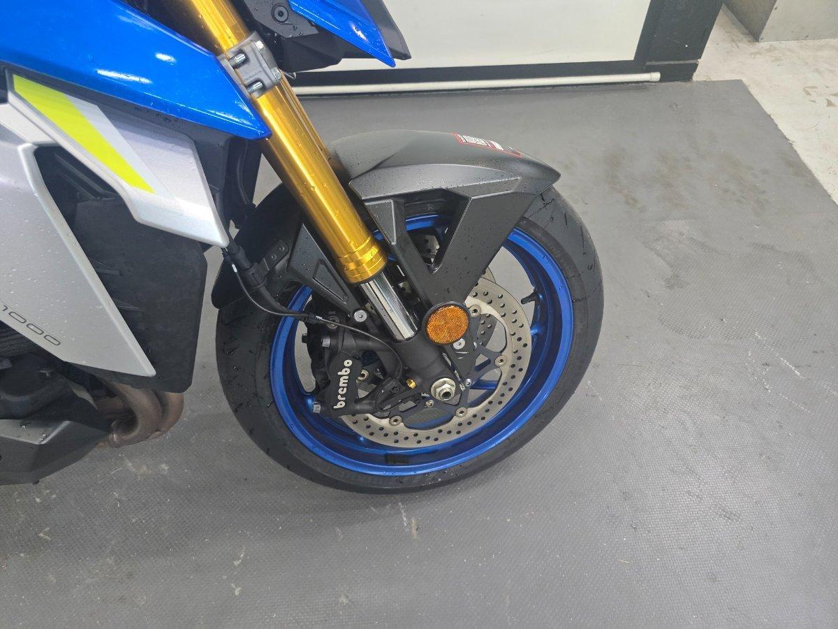 2023 SUZUKI GSX-S1000 ROAD