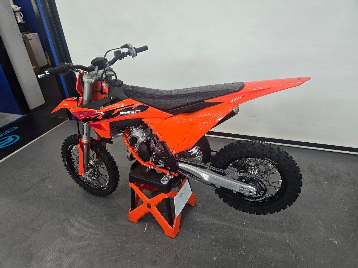 2026 KTM 85 SX (17/14) MINIBIKE