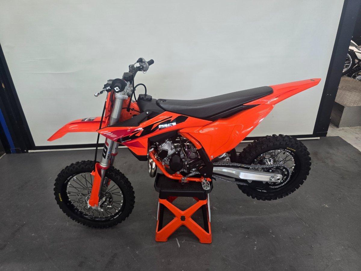 2026 KTM 85 SX (17/14) MINIBIKE