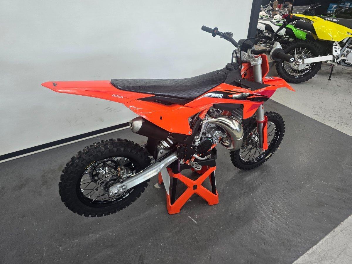 2026 KTM 85 SX (17/14) MINIBIKE