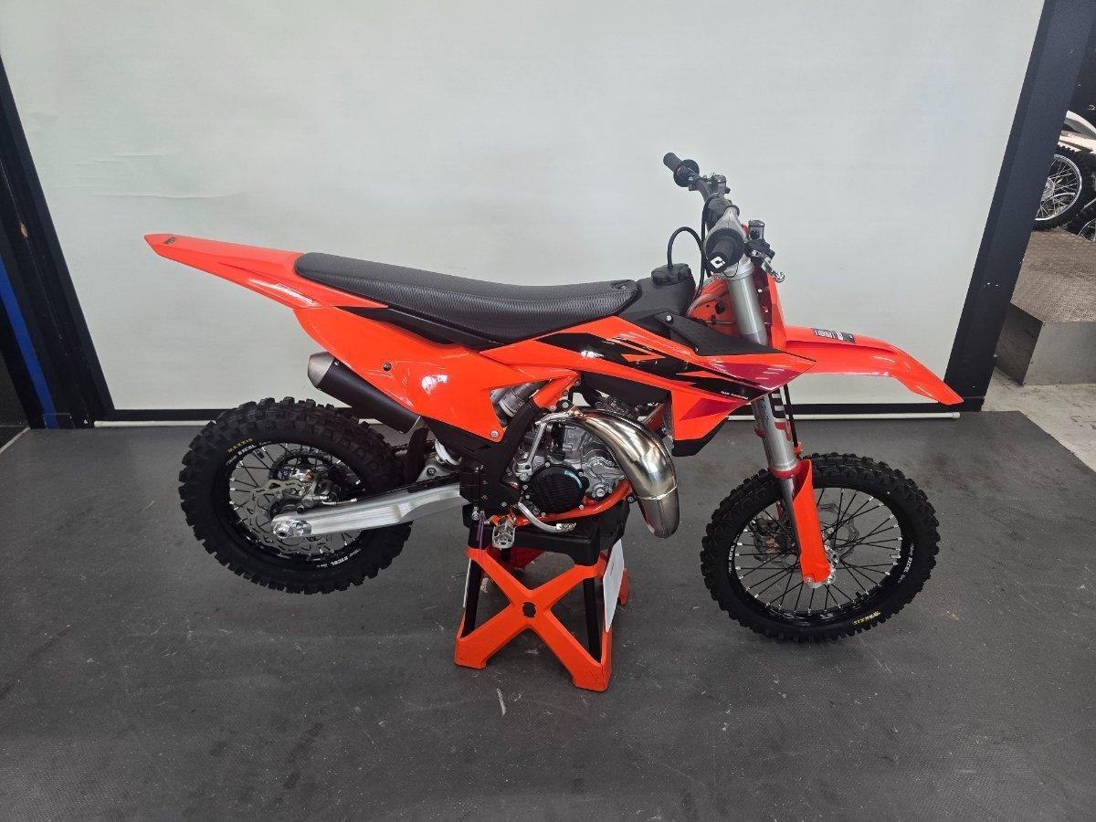 2026 KTM 85 SX (17/14) MINIBIKE