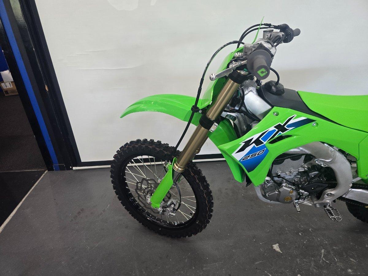 2026 KAWASAKI KX250 MOTOCROSS
