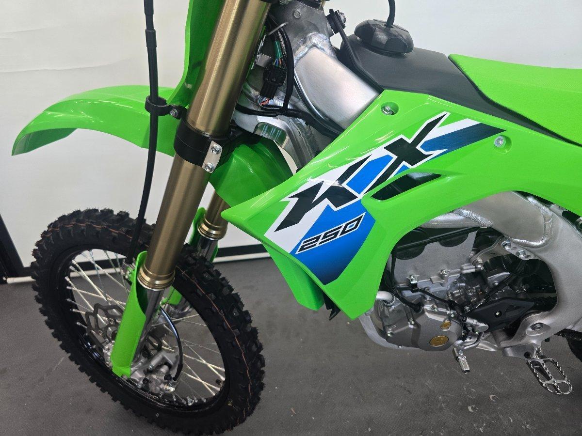 2026 KAWASAKI KX250 MOTOCROSS