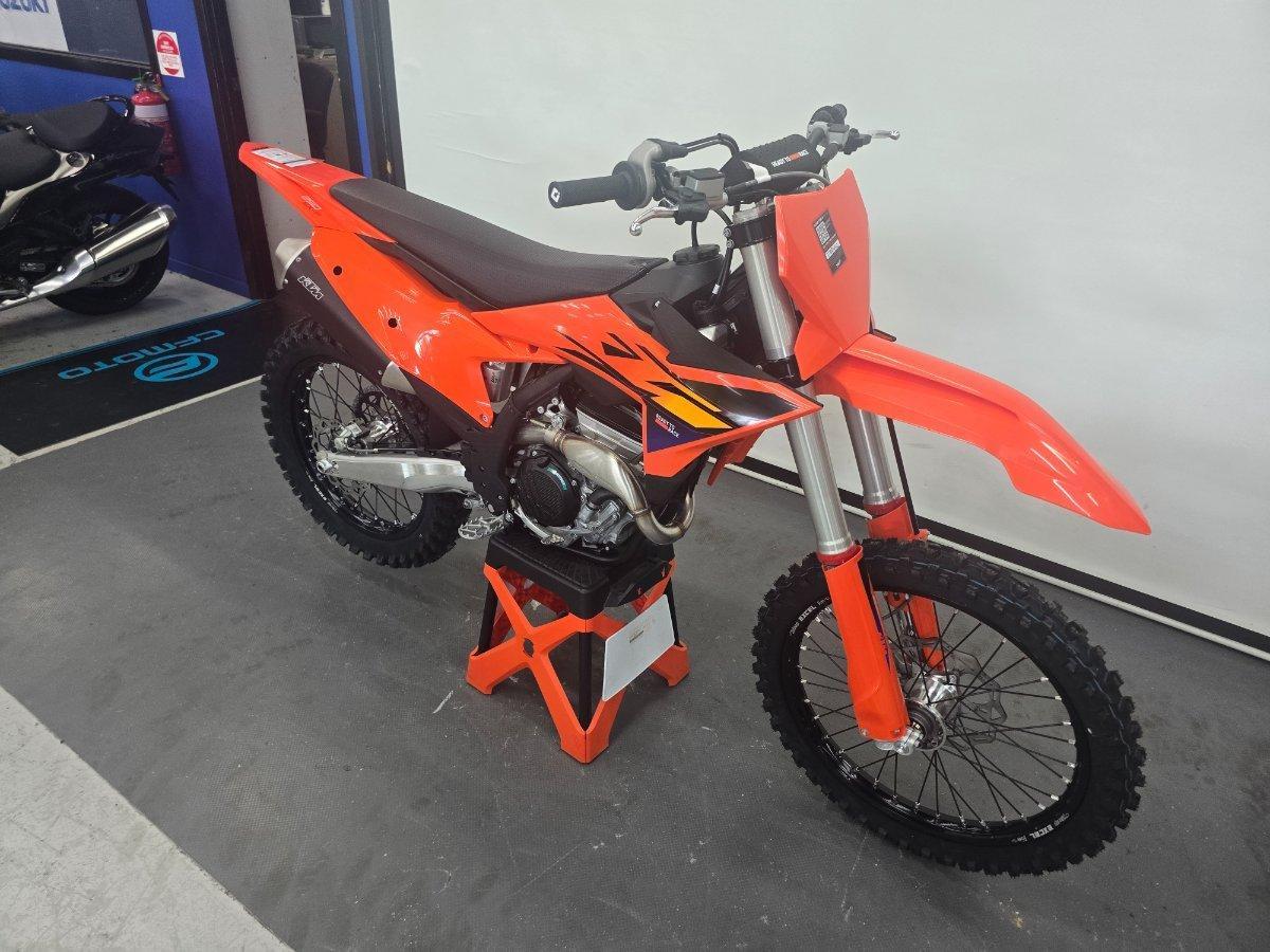 2026 KTM 250 SX-F MOTOCROSS
