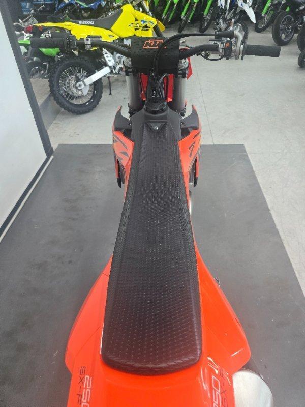 2026 KTM 250 SX-F MOTOCROSS