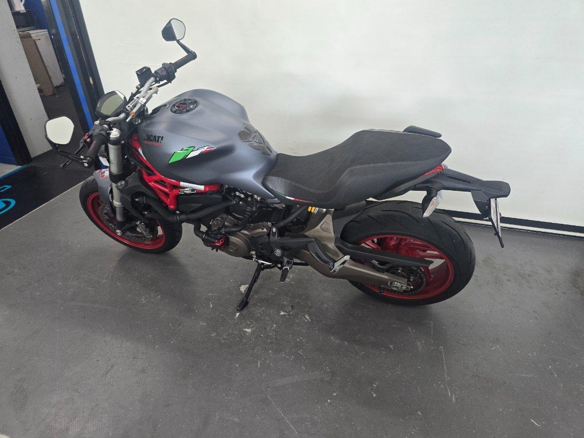 2016 DUCATI MONSTER 821 ROAD
