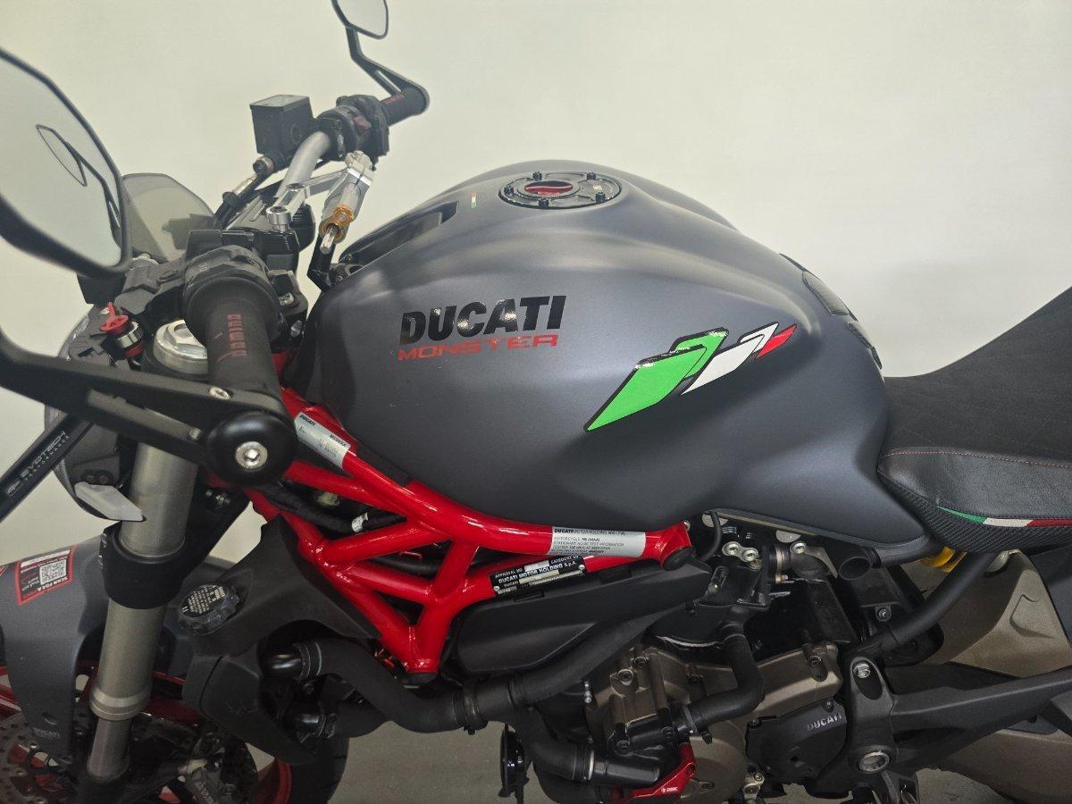 2016 DUCATI MONSTER 821 ROAD