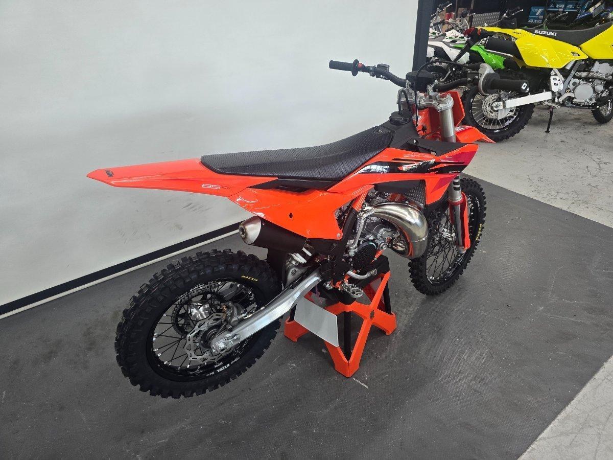 2026 KTM 85 SX (19/16) MINIBIKE